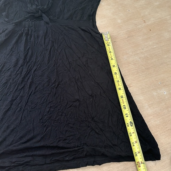 Black tank - Picture 5 of 6